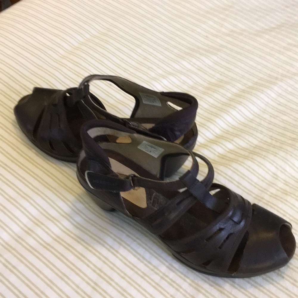 Comfortable heels, Performance footwear