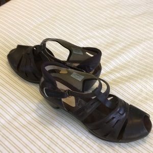 Comfortable heels, Performance footwear