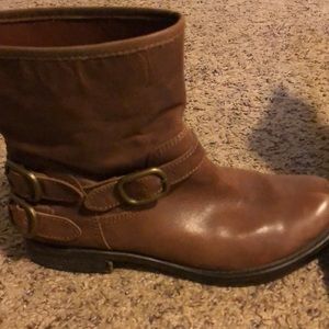 Brown boots