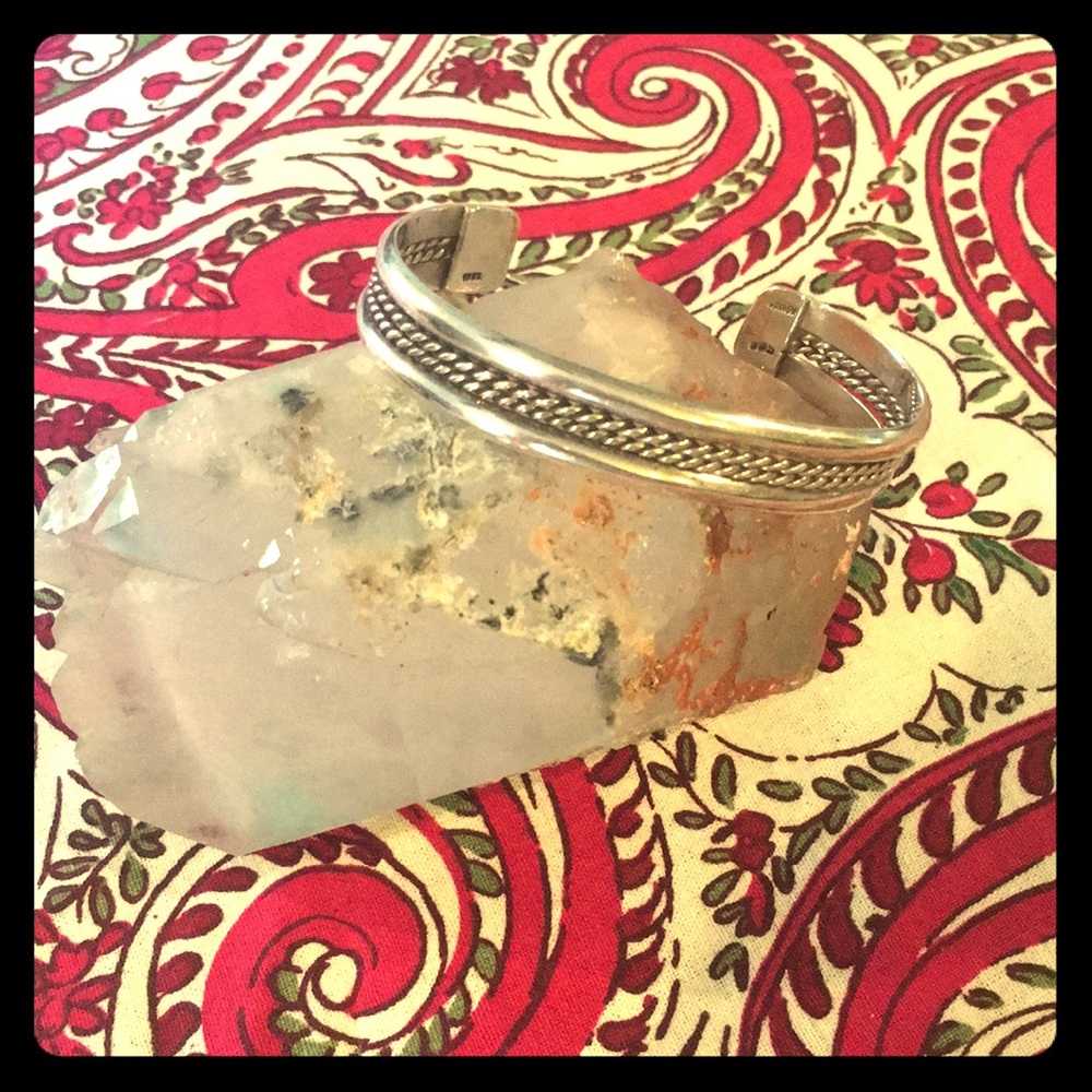 🌟Real🌟 Silver Bracelet with Braiding Detail