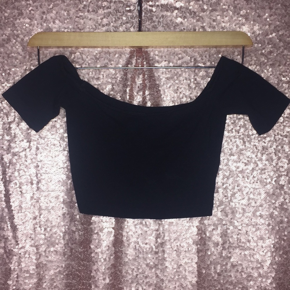 AMERICAN APPAREL OFF SHOULDER CROP TOP
