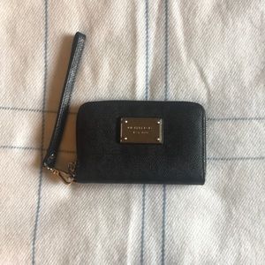 Micheal Kors Wristlet!!