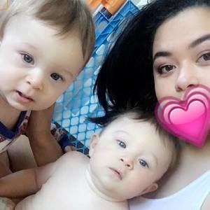 Meet your Posher, Eva