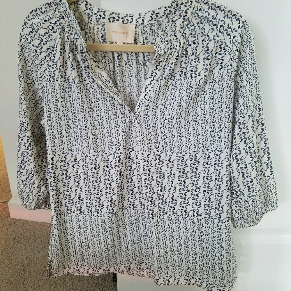 Skies Are Blue 3/4 sleeve blouse
