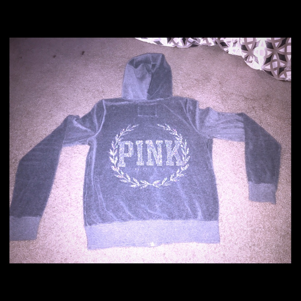 VS PINK Valore sweat suit