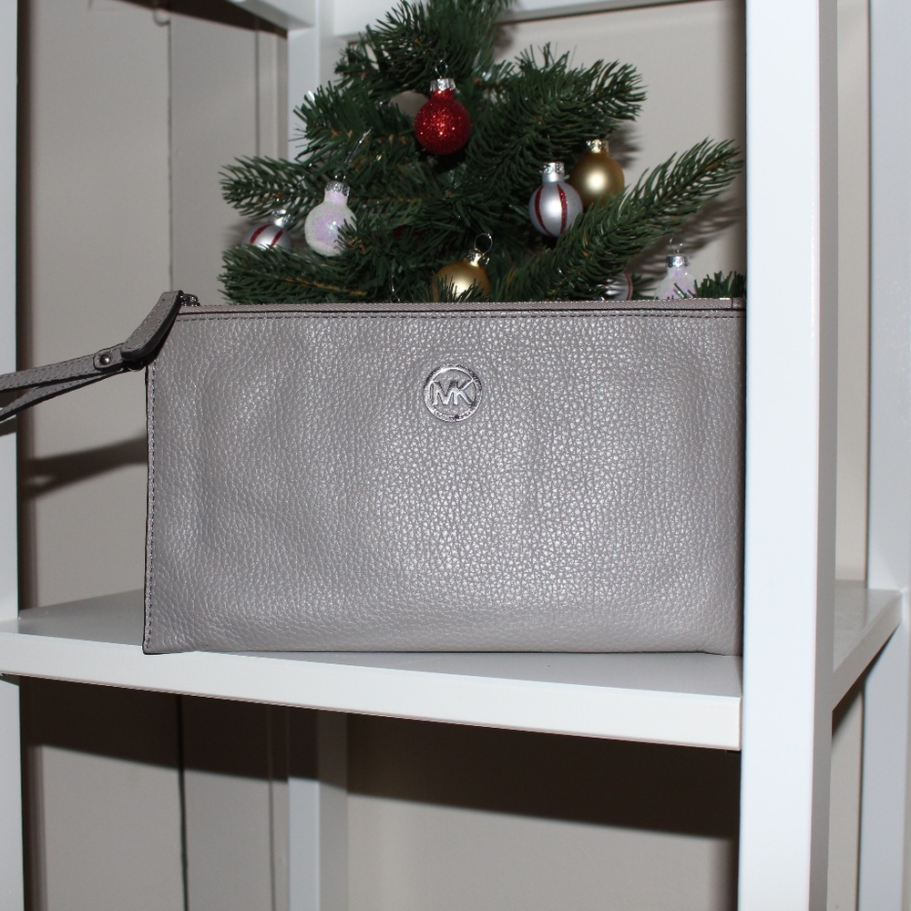 Michael Kors Leather Top Zip Clutch Wristlet GREY
