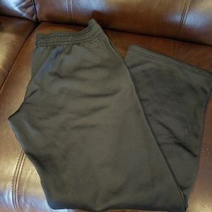 Under Armour black joggers Small