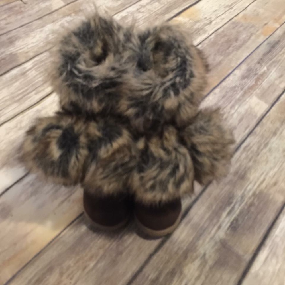 Adorable fur boots