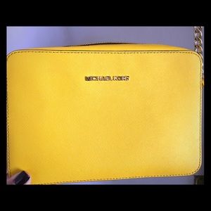 Michael Kors Jet Set Large 🌻 Crossbody