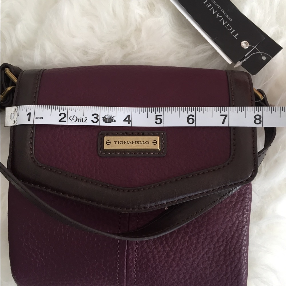 SOLD Tignanello lexington function crossbody - Picture 4 of 8