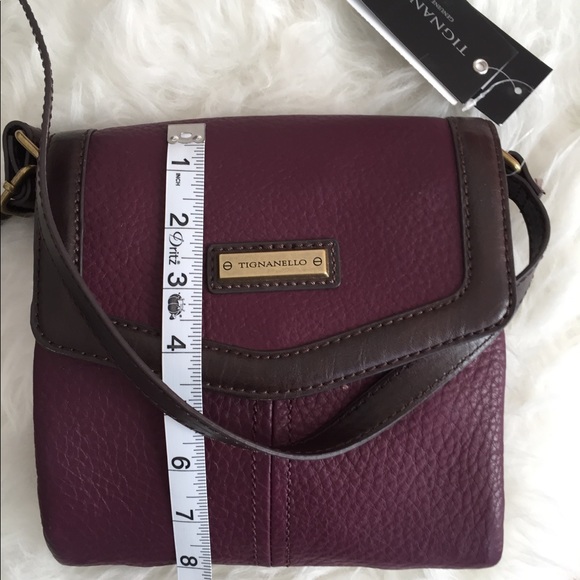 SOLD Tignanello lexington function crossbody - Picture 3 of 8