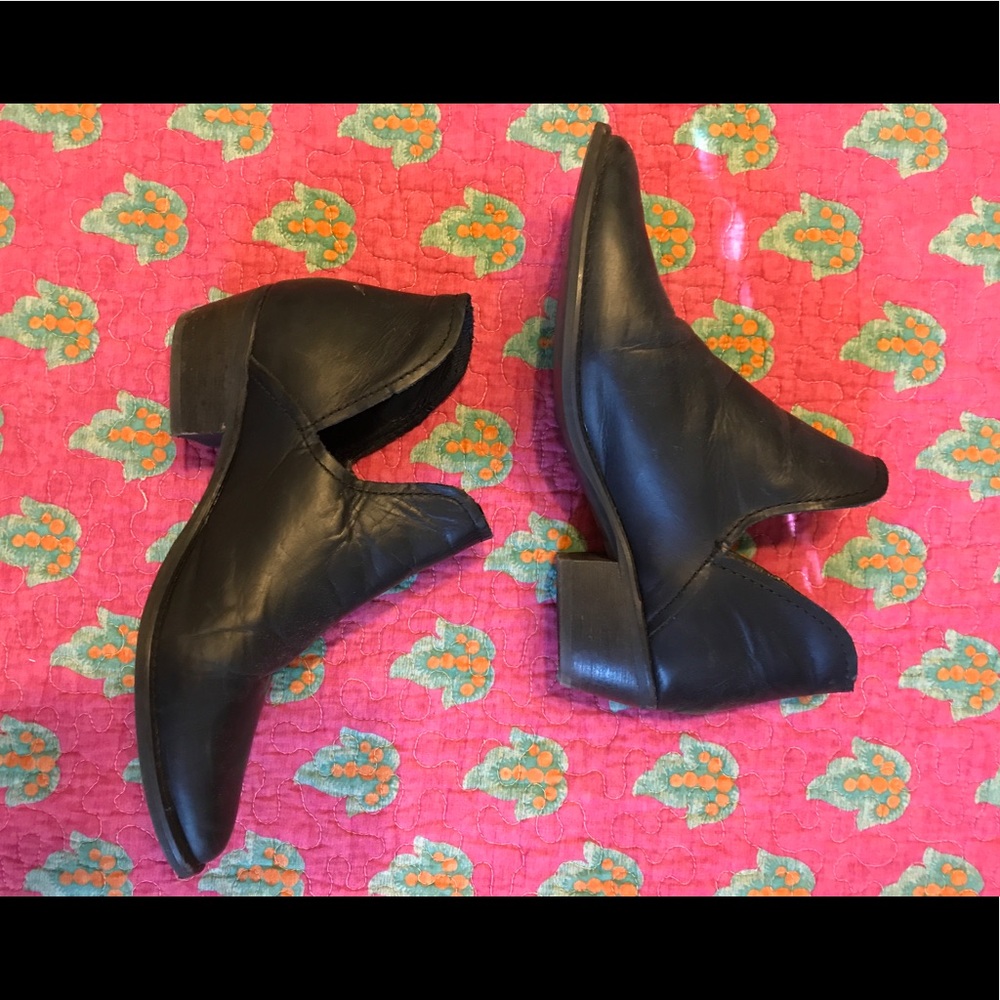 Steve Madden Booties