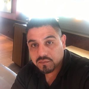 Meet your Posher, Alvaro