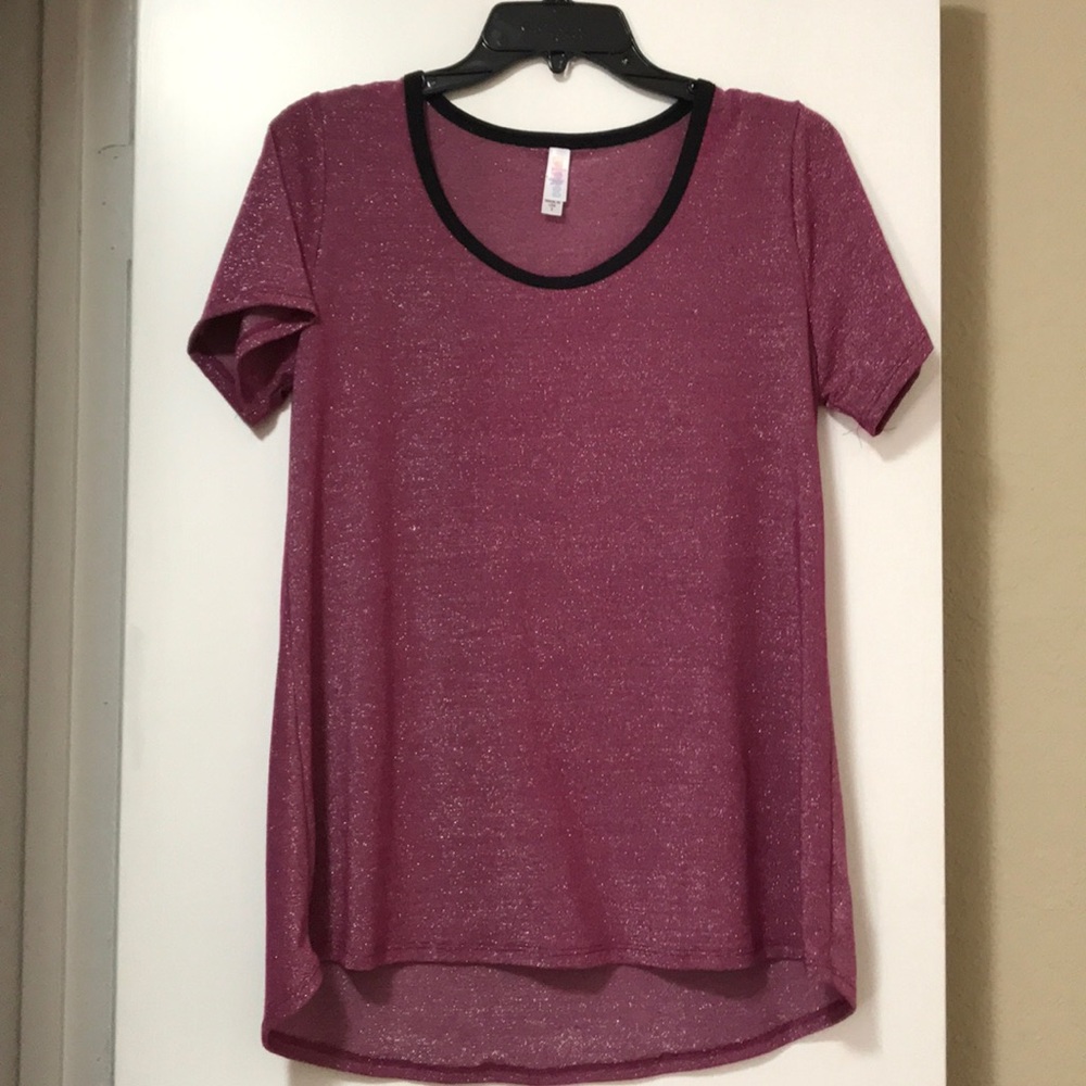 Lularoe S metallic classic tee