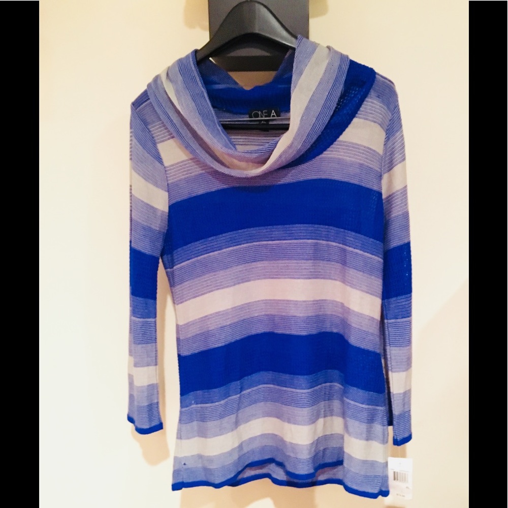 One A Sheer Sapphire and Gray 3/4 Sleeve Top XL