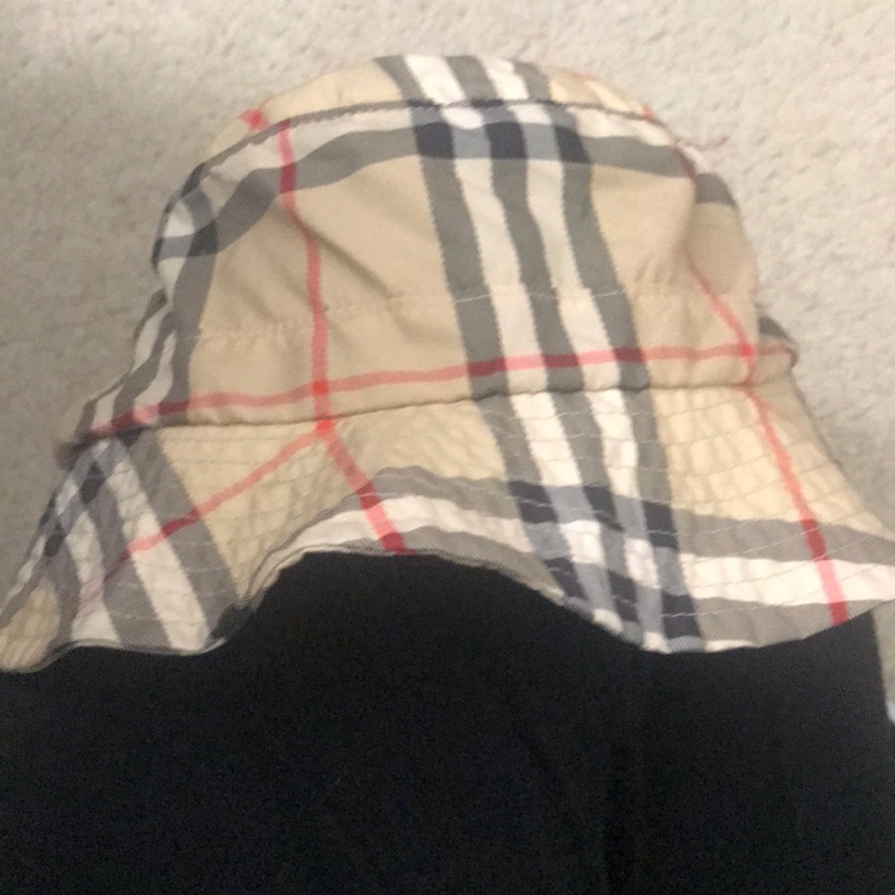 Burberry Hat authentic