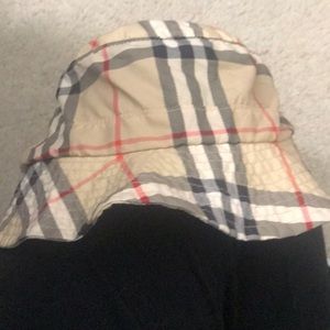 Burberry Hat authentic