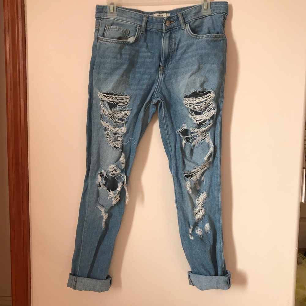 Ripped Boyfriend Jeans