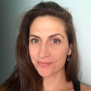 Meet your Posher, Carly