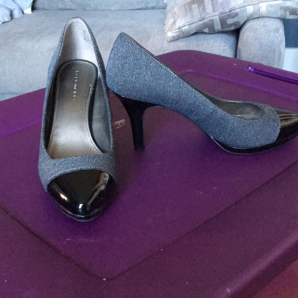 Gray textured heels with patent leather accents
