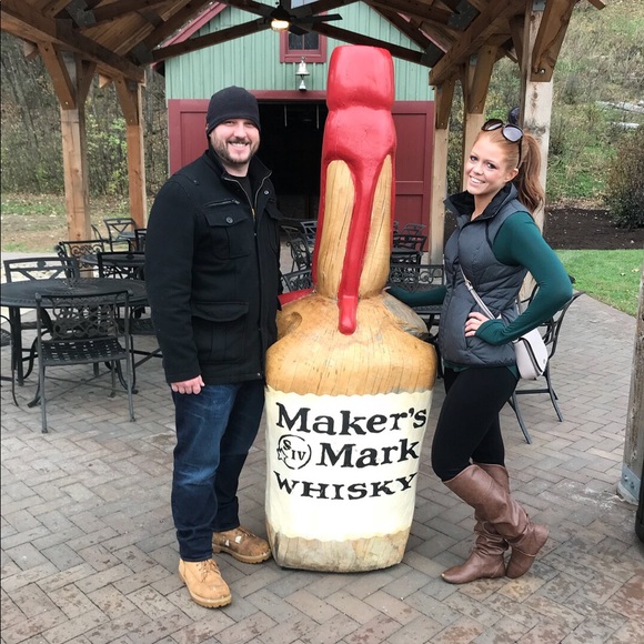 Meet your Posher, Kourtny - Picture 1 of 1