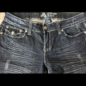 Women’s Antique Rivet Jeans