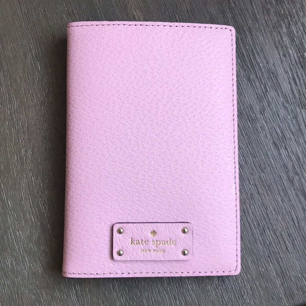NWT Kate Spade Passport Holder