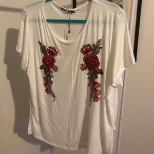 Boo hoo size 14 embroidered t shirt