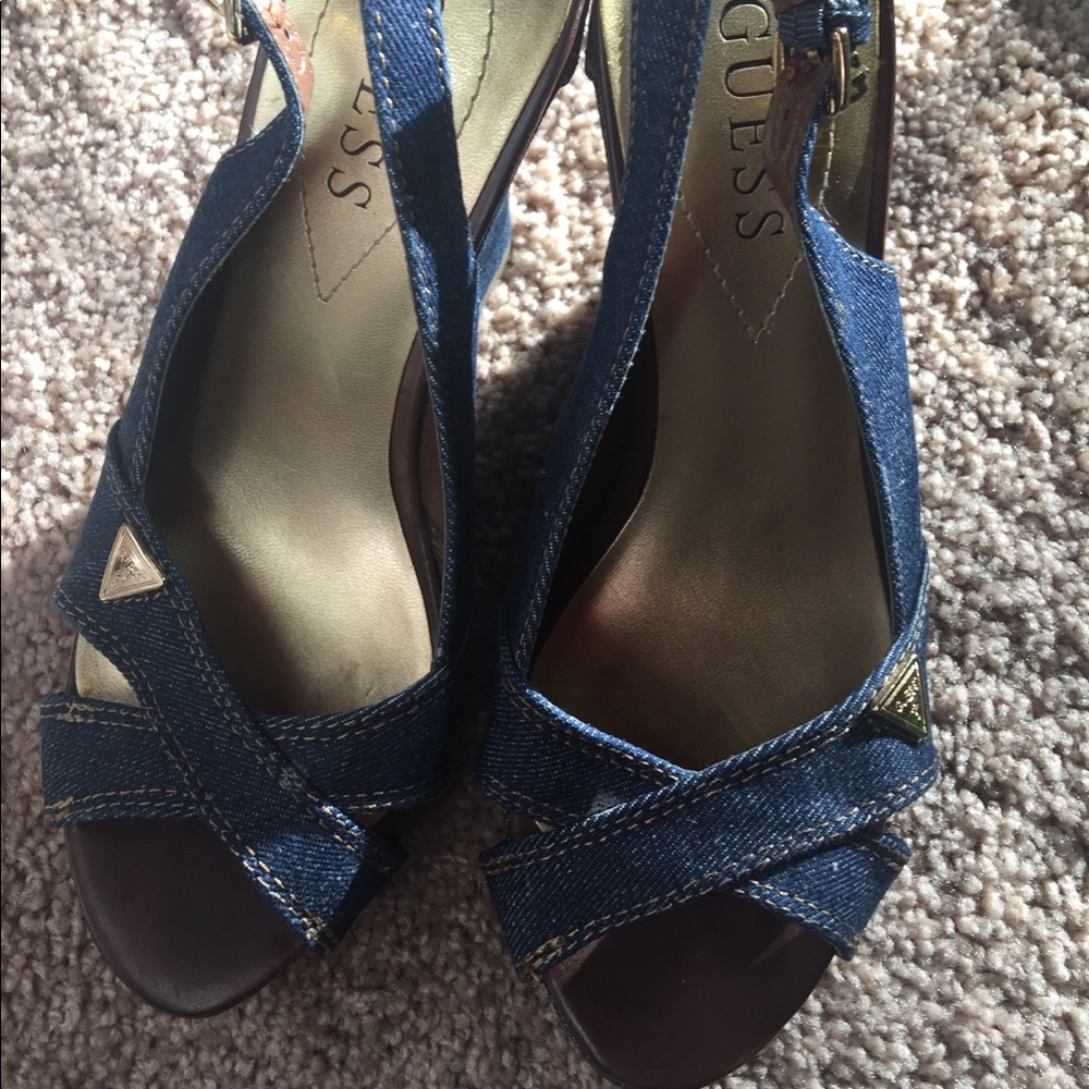 Sandal