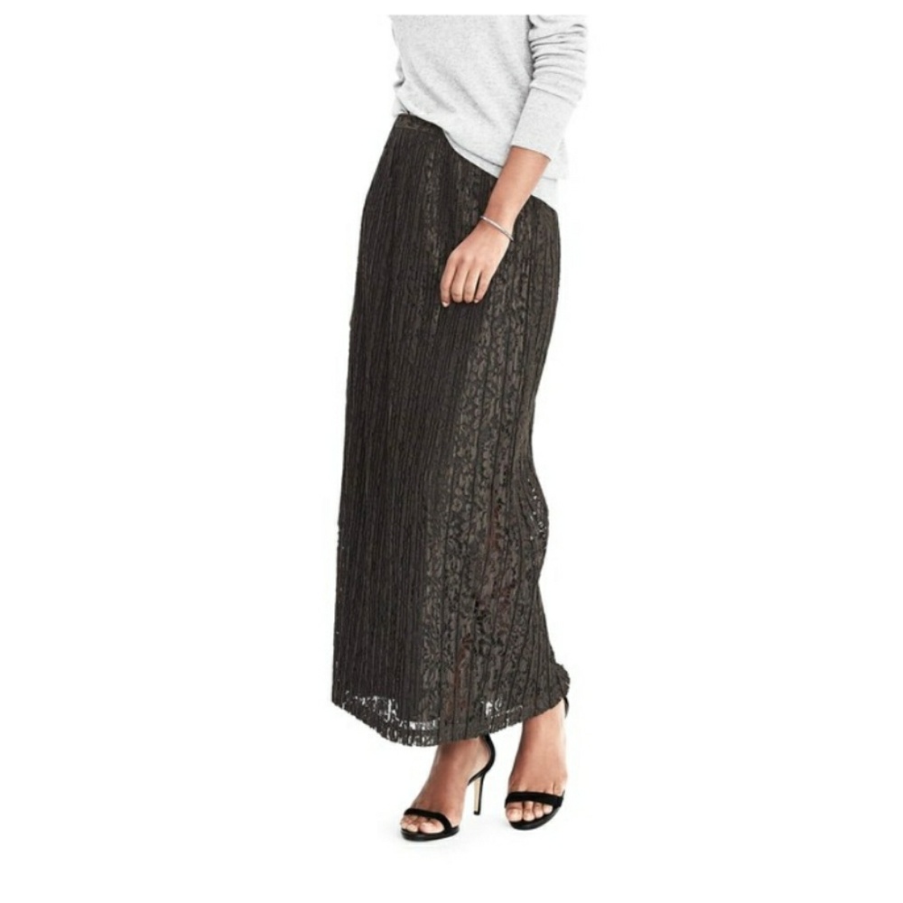 Banana Republic Lace Maxi Skirt nwt