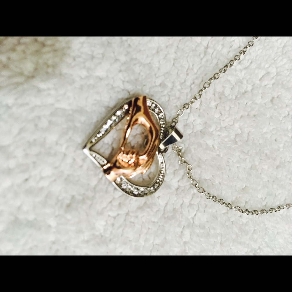 Mother & Daughter’s Pendant Necklace