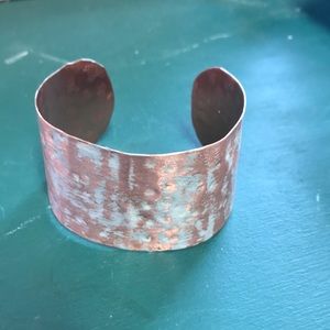 Sandstone cuff