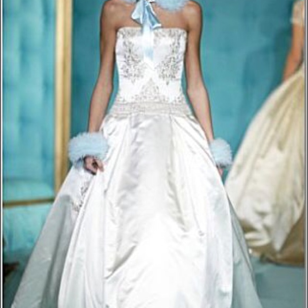 NEW! Reem Acra Wedding Dress Style:Superb Size 6