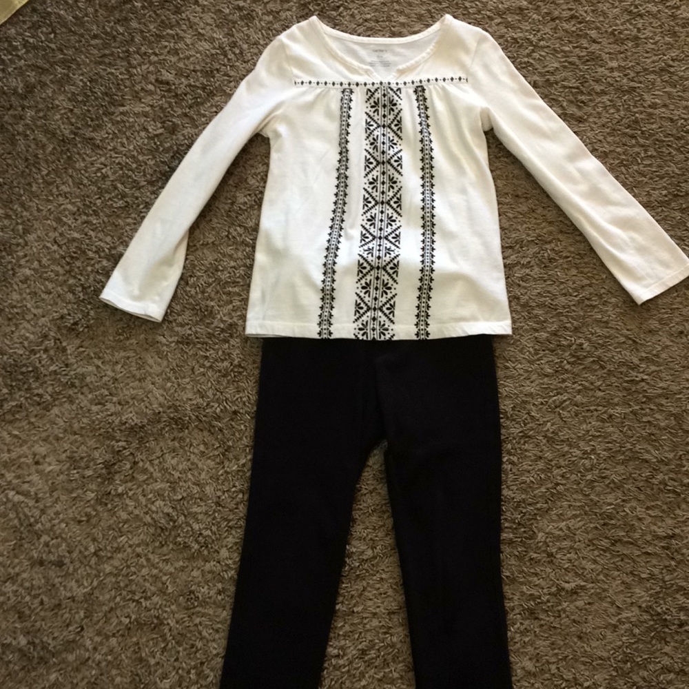Girls size 6x top and jeggings