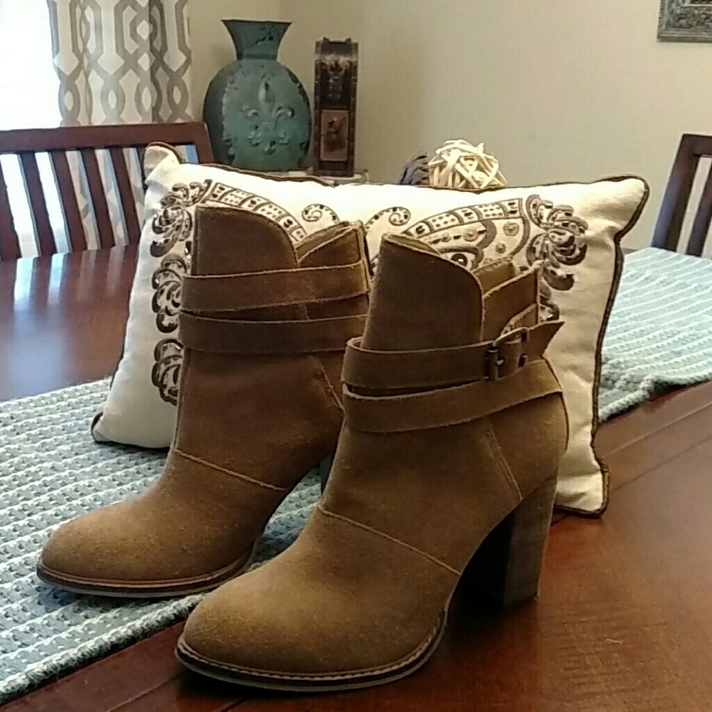 Perfect winter booties!