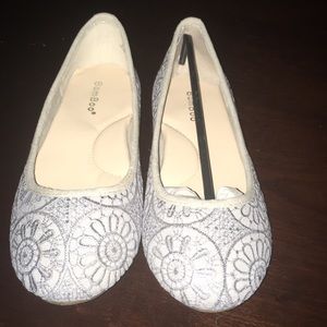 Big girls flat shoes