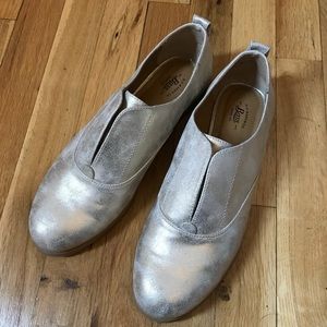 Bass Oxford Loafers in Metallic Gold