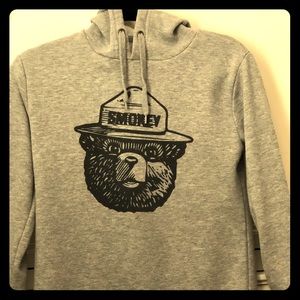 Smokey the bear pullover sweatshirt