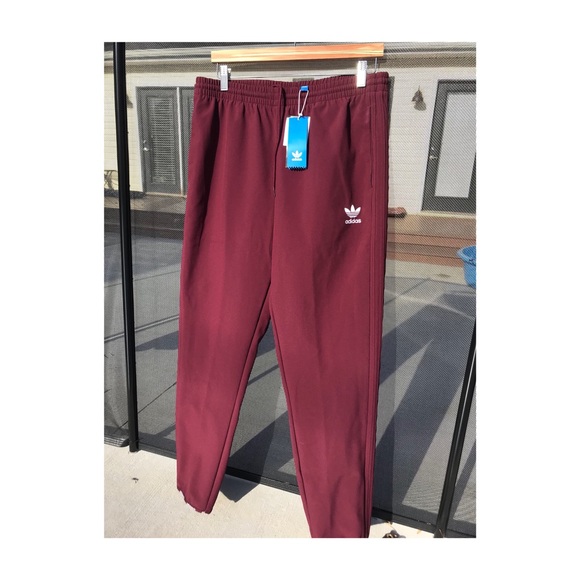 SOLD - Picture 3 of 4