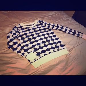 GAP Navy/Cream Houndstooth Sweater - M