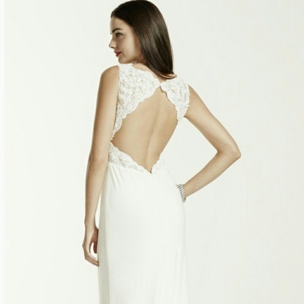 🎉Today Only!! BRAND NEW Davids Bridal gown