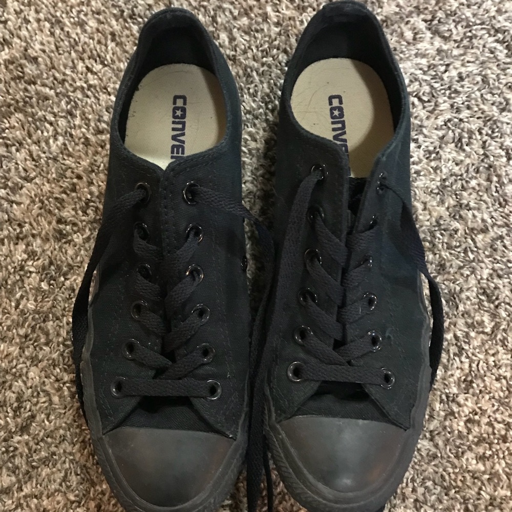 Men’s Converse Size 6