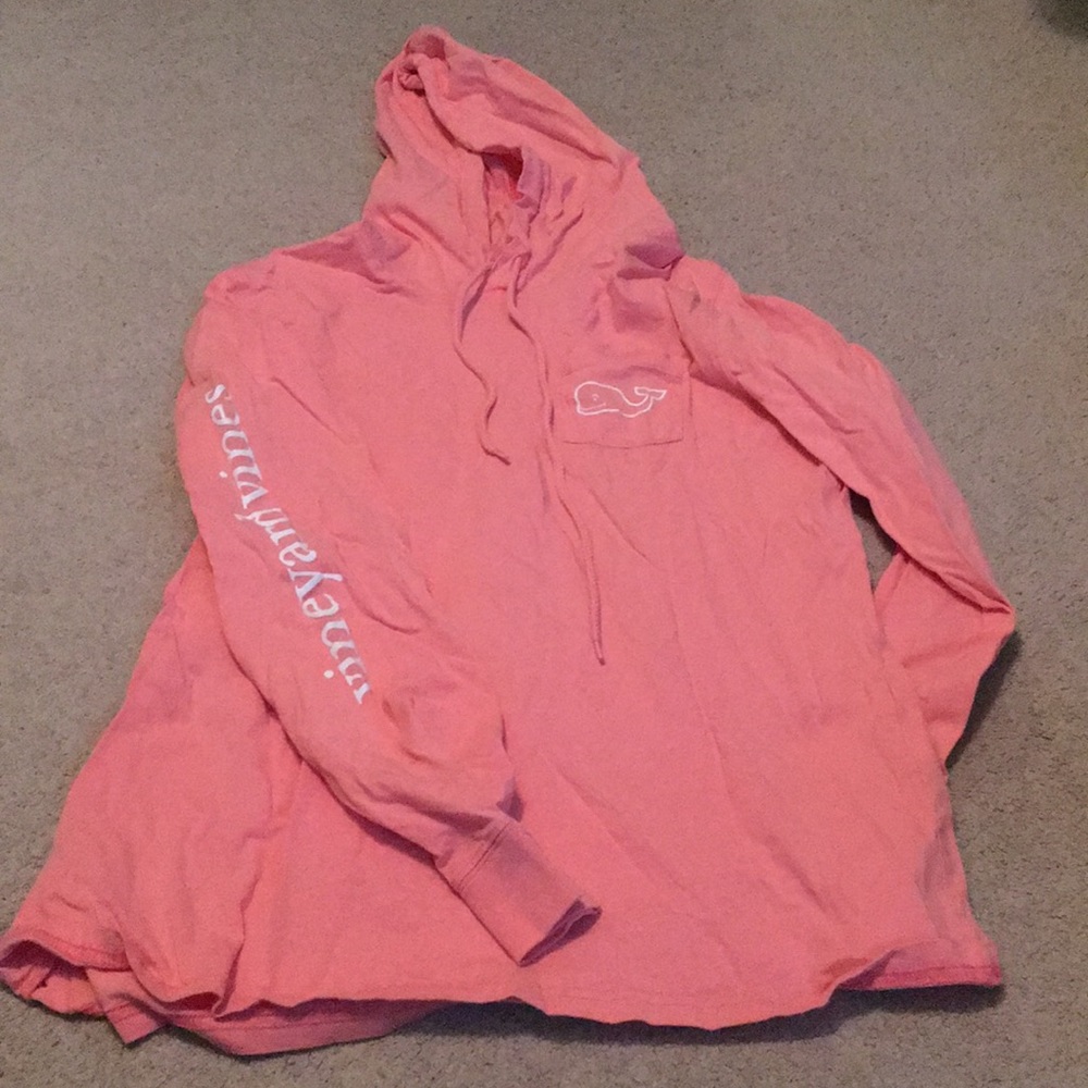 Pink vineyard vines hoodie