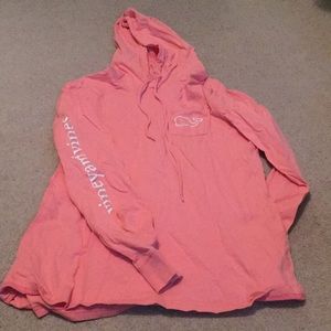 Pink vineyard vines hoodie