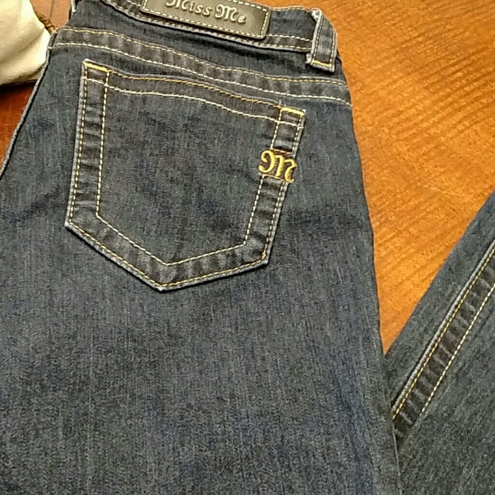 Miss Me Skinny jeans!