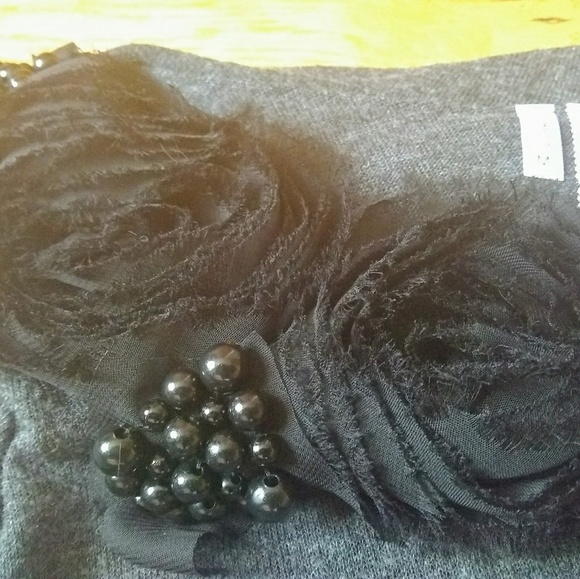 One shoulder black/grey sweater - Picture 3 of 3