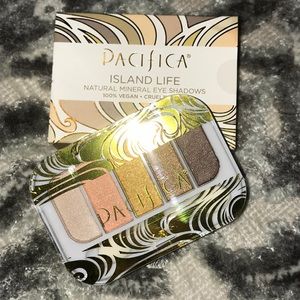 Natural Mineral Eye Shadows