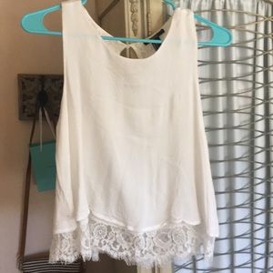 Flowy sleeveless lace top