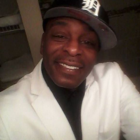 Meet your Posher, Carl - Picture 1 of 1