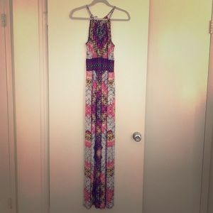 Maxi multi-colored dress.